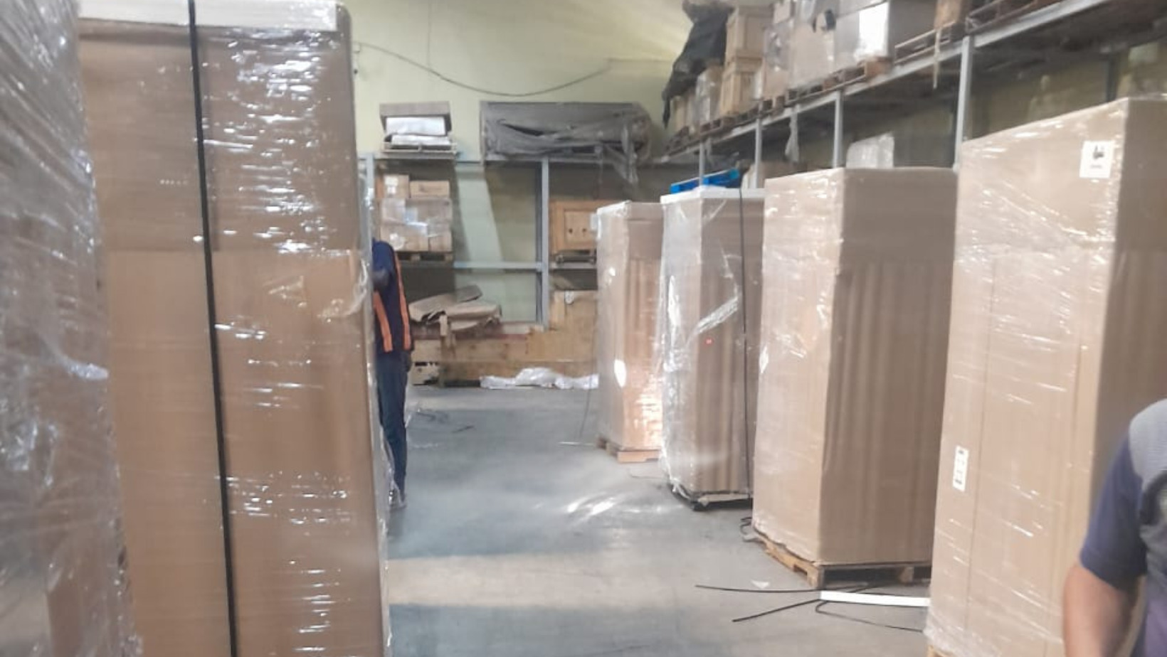 Las mercancías confiscadas por la Dirección General de Aduanas (DGA) en el Aeropuerto Internacional de Las Américas José Francisco Peña Gómez. FOTO: Fuente externa