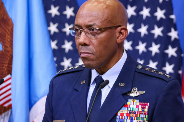 El general Charles 