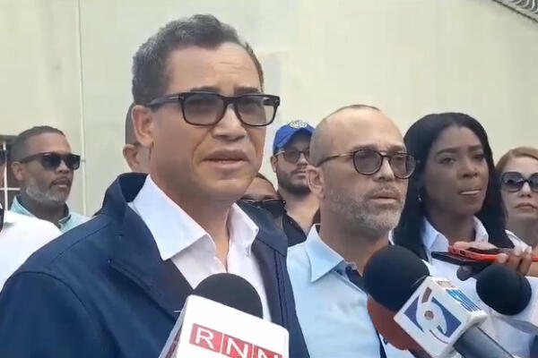 El vicepresidente del Partido Revolucionario Moderno (PRM), Eddy Olivares. / Fuente interna.