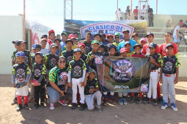 Equipo de Béisbol Infantil de Jinova.(CDN digital). 