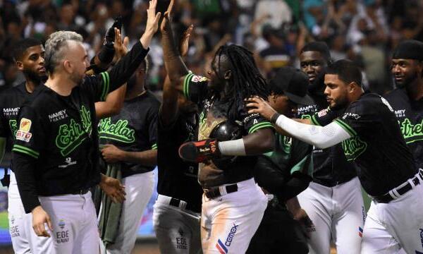 Estrellas Orientales inician el Round Robin con triunfo FOTO (fuente externa)