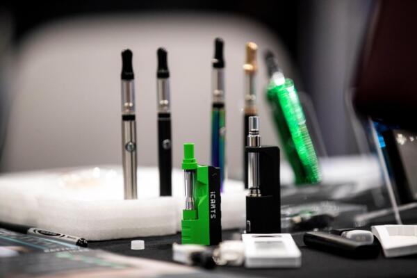 Algunos tipos de vapeadores. Foto: fuente externa.