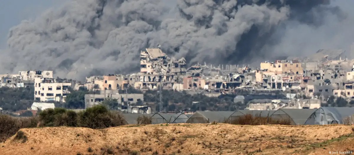 Columnas de humo debido a los enfrentamientos armados en la frontera entre el sur de Israel y la Franja de Gaza, Foto: fuente externa.
