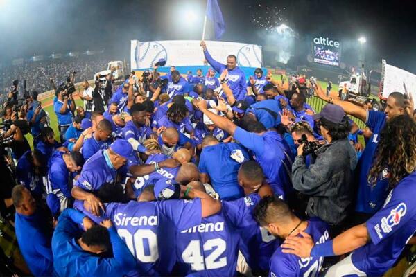 Tigres del Licey vence a los Toros FOTO (fuente externa) 