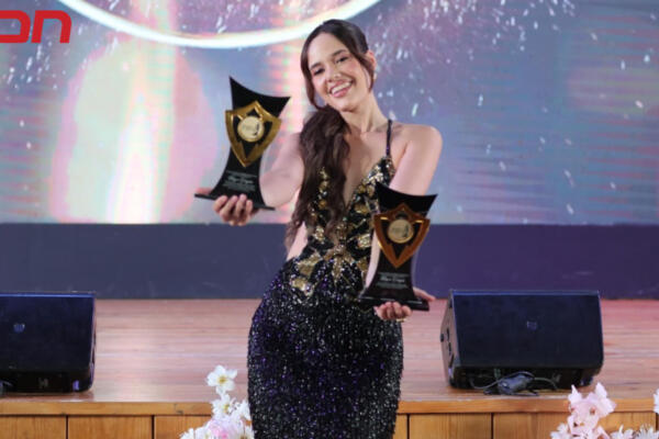 Mayra Delgado en Premios Fashion Top Models International. Fuente: Externa 