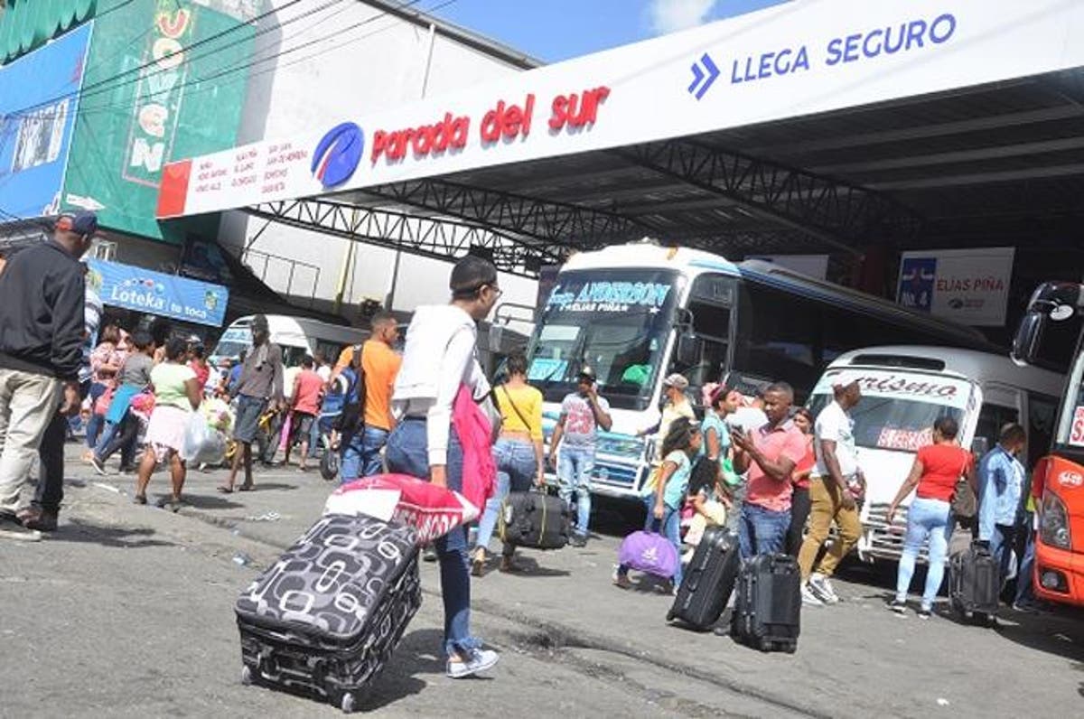 Continúa el flujo de pasajeros hacia pueblos de las provincias. (CDN digital).