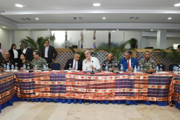 Reunión de seguimiento al Plan de la Seguridad Ciudadana con autoridades principales del país. / Fuente interna.