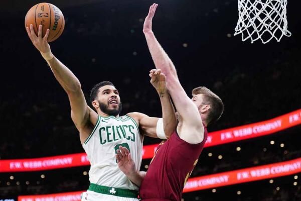 Entre los resultados de la NBA, Boston venció a Cleveland en el TD Garden y ahora tiene marca de 11-0 y Dallas le ganó a los Lakers.
