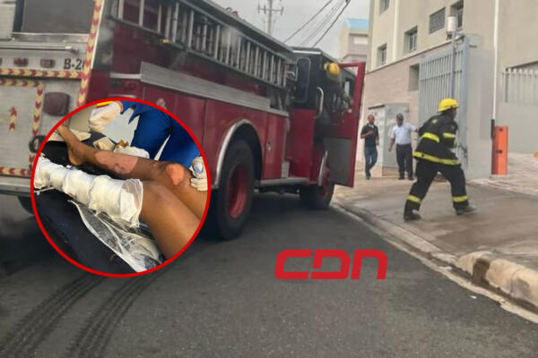 Cuerpo de Bomberos de Santo Domingo y estudiante herido. Foto: fuente CDN Digital.