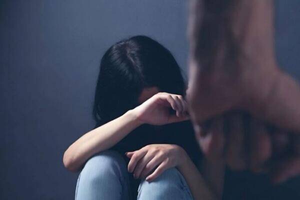 Autoridades rescatan mujer raptada por su pareja. (CDN digital)