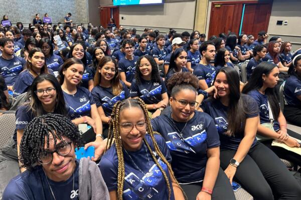 Cuatro mil jóvenes dominicanos viajarán a EEUU en el 2024 a intercambio cultural. (Foto: Fuente Externa)