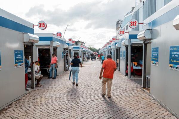 Alcaldía DN inaugura la París y su entorno