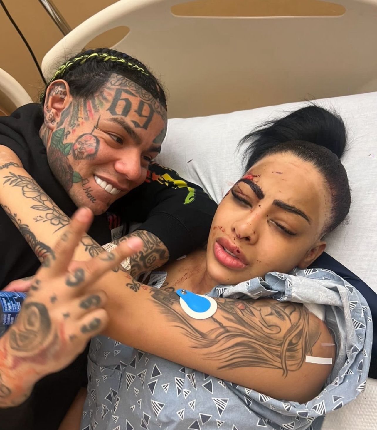 Yailin sale de prisión tras pagar fianza y regresa con Tekashi