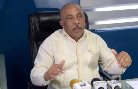 
 Adalberto Peña, director de la Dirección Provincial Santiago1. (CDN digital). 
