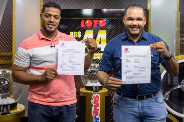 LEIDSA entrega certificados a ingeniero y motoconchista que se dividieron 44MM. (CDN digital).