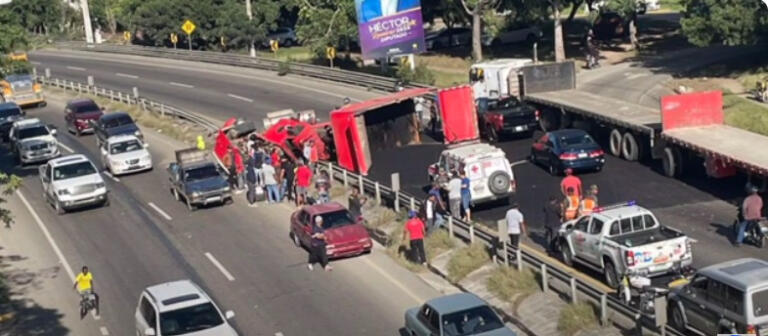 Un muerto y un herido en accidente de tránsito en Santiago