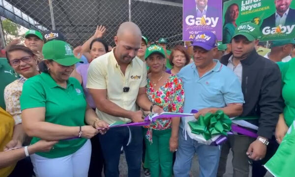 Alianza Rescate RD en Fantino inaugura comando de campaña. (Foto: CDN)