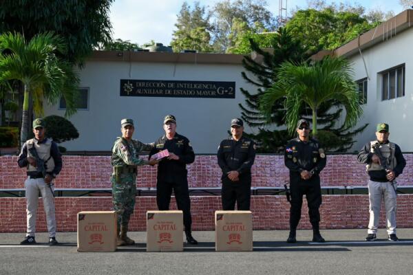 Ejército incauta cargamento de cigarrillos FOTO (fuente externa)