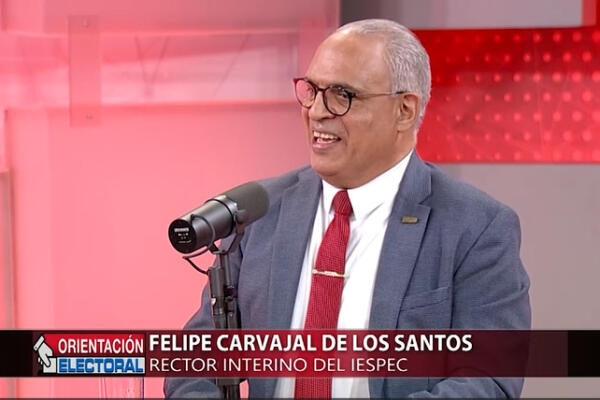 Felipe Carvajal de los Santos, rector interino del Instituto Especializado en Formación Política Electoral y del Estado Civil (IESPEC) de la JCE