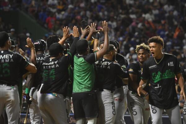 Estrellas vencen 4-3 a los Tigres y provocan un séptimo partido