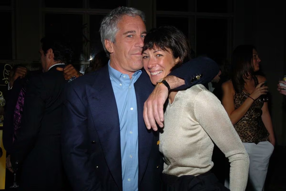 Liberan documentos y nombres relacionados con el caso Jeffrey Epstein