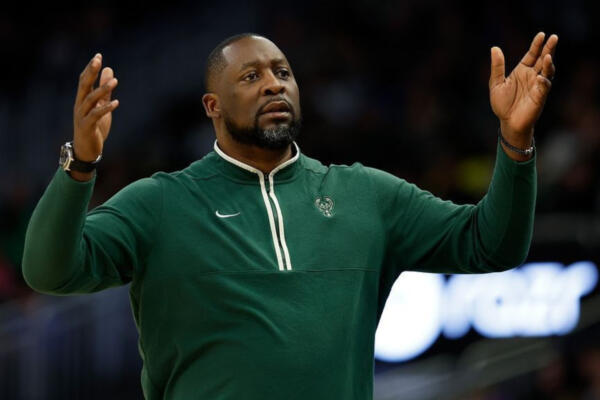 Adrian Griffin, exjugador de baloncesto estadounidense. Foto: Fuente externa