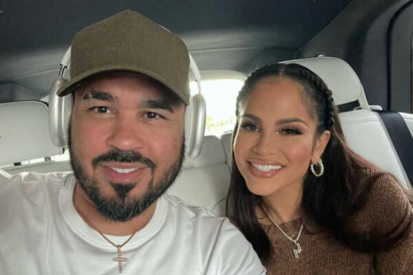 La cantante Natti Natasha y su esposo Raphy Pina. Foto: fuente externa. 