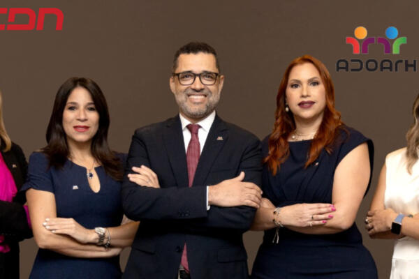 Miembros de la Asociación Dominicana de Administradores de Gestión Humana (Adoarh). Foto: CDN digital. 