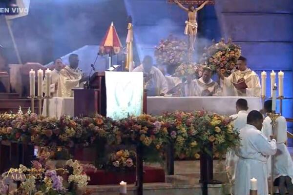 Realizan vigilia “Por amor a la Virgen” desde la Basílica de Higüey (Foto: fuente externa)