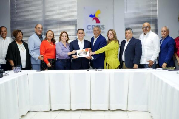 Víctor Fadul dice que  trabajará junto al Clúster Turístico de Santiago. (Foto: Fuente externa).