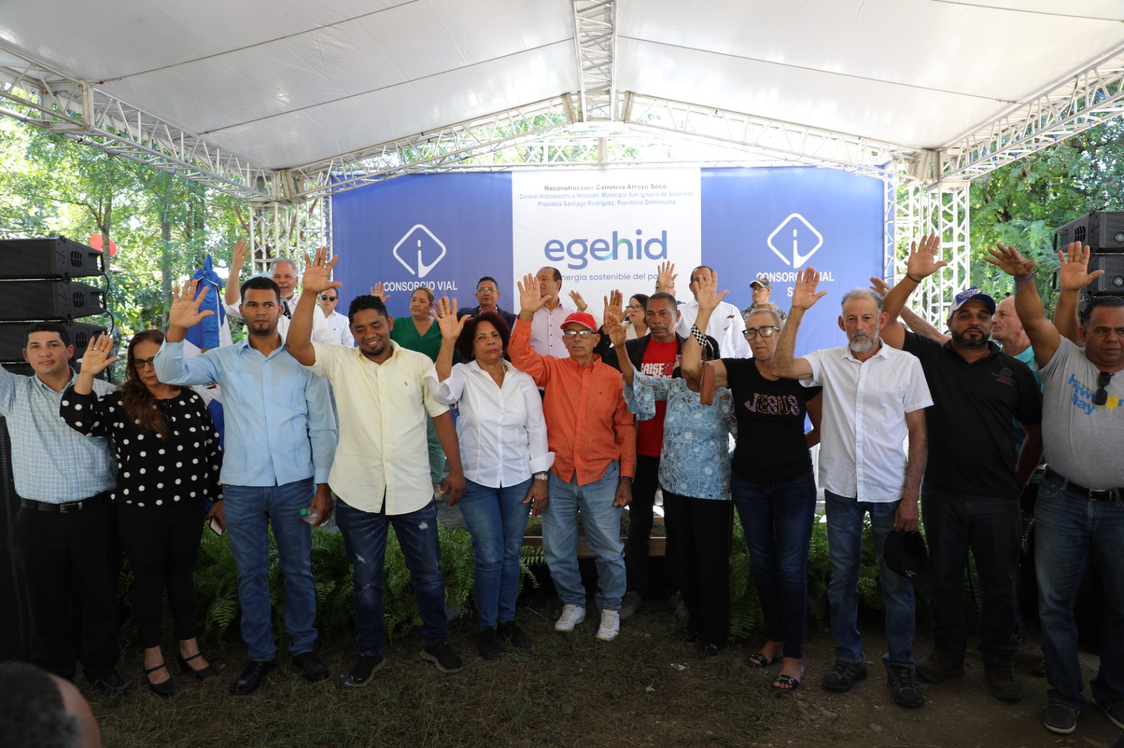 EGEHID inicia reconstrucción de tres carreteras en Santiago Rodríguez