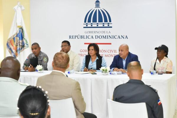 Rafaela Javier encabeza Mesa de Seguridad Ciudadana en Monte Plata. (Foto: fuente externa)