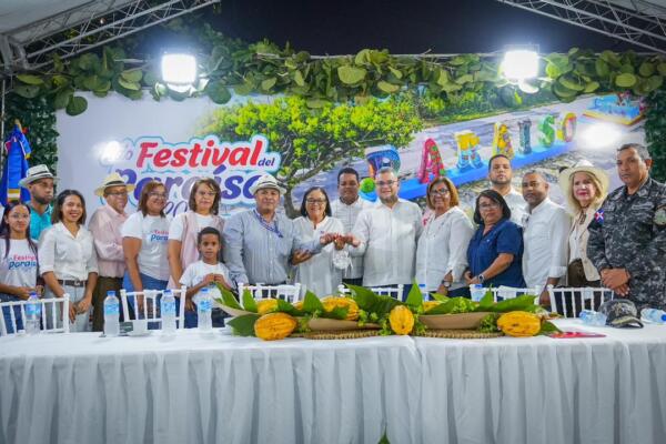 Ayuntamiento de Paraíso reconoce a Hecmilio Galván (Foto: fuente externa)