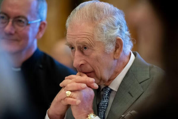 En esta imagen de archivo, el rey Carlos III de Inglaterra participa en una reunión en el Palacio de Buckingham, en Londres. / Fuente externa.