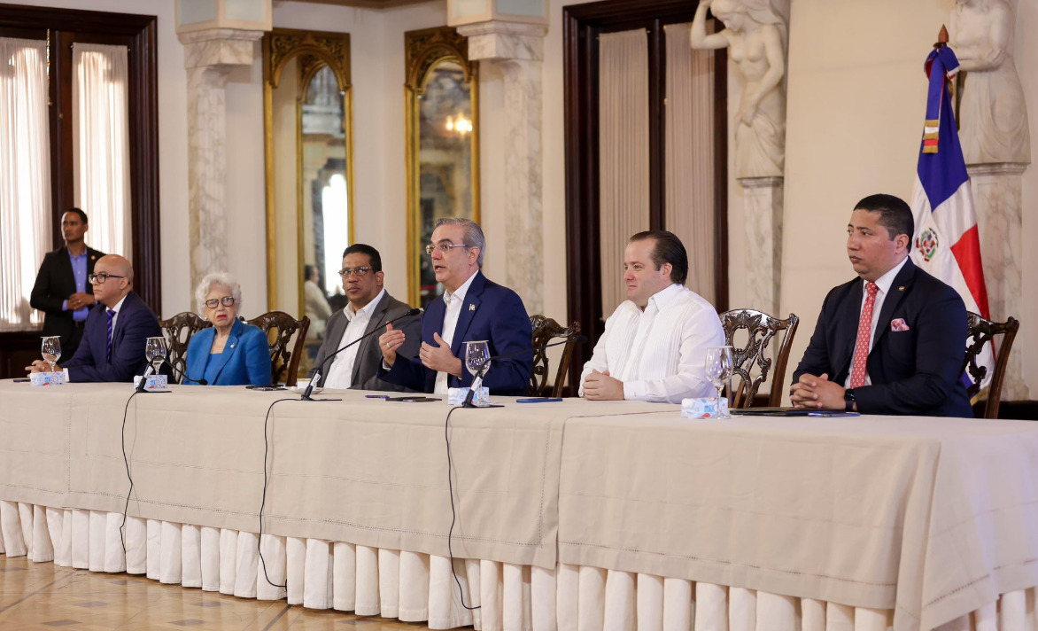 Revolución en publicidad estatal: El cambio del Decreto 1-24
