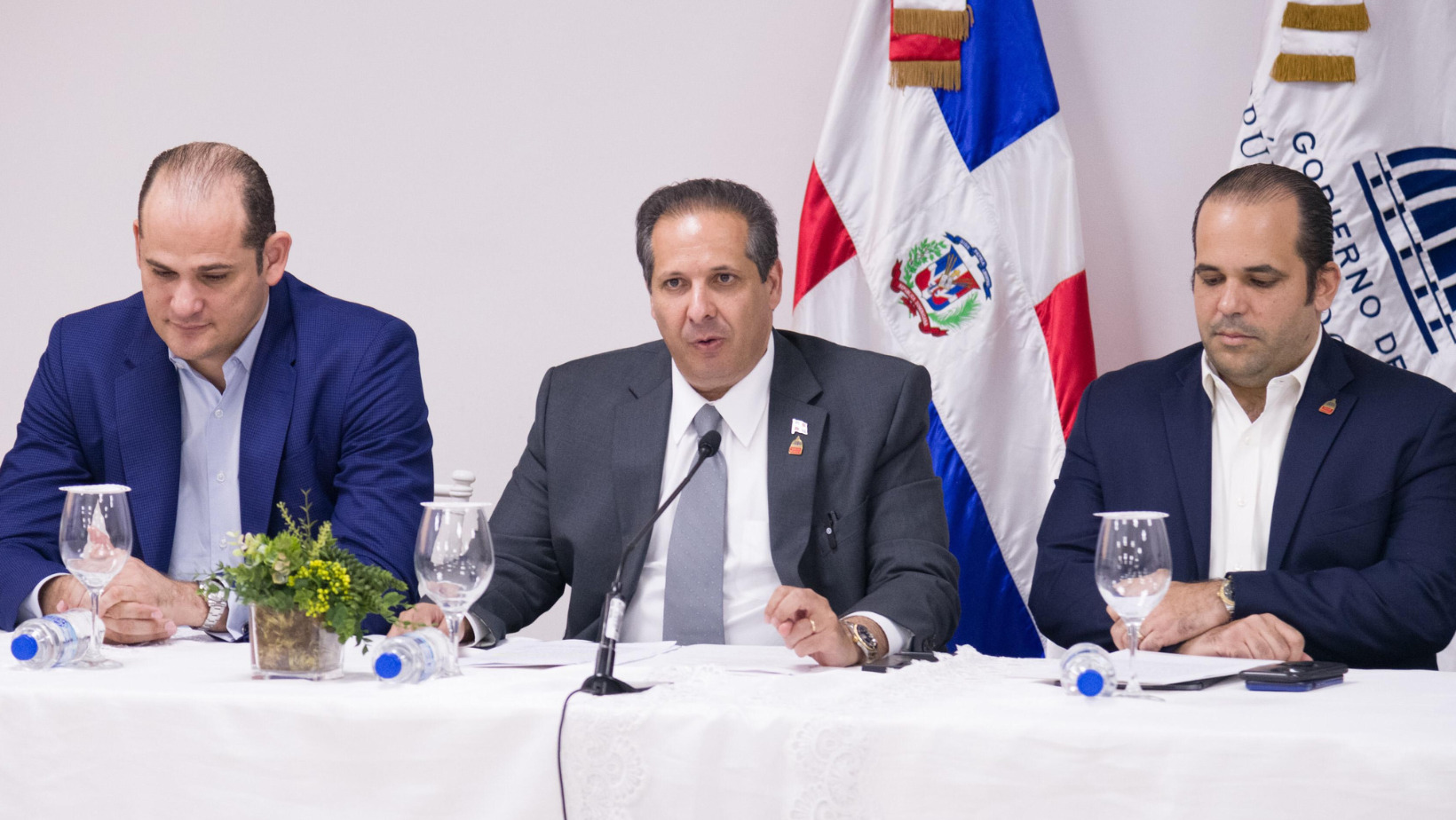 Comisión Nacional del Cuadro Básico de Medicamentos Esenciales. Foto: Fuente externa