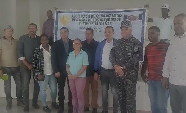 Autoridades de Los Alcarrizos buscan garantizar clima de paz. (Foto: Fuente externa).