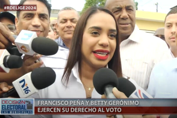 Evalúo el proceso de muy positivo y dijo que todo transcurre en orden y muy organizado. Foto: Fuente CDN Digital