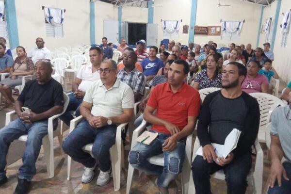 Asuntos comunitarios de la Fiscalía de Santiago sostiene encuentro con juntas de vecinos.(Foto: Fuente externa).