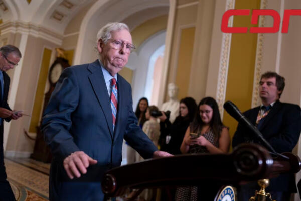 Congresista Mitch McConnell pone fin a su trayectoria récord tras anunciar su retiro en noviembre