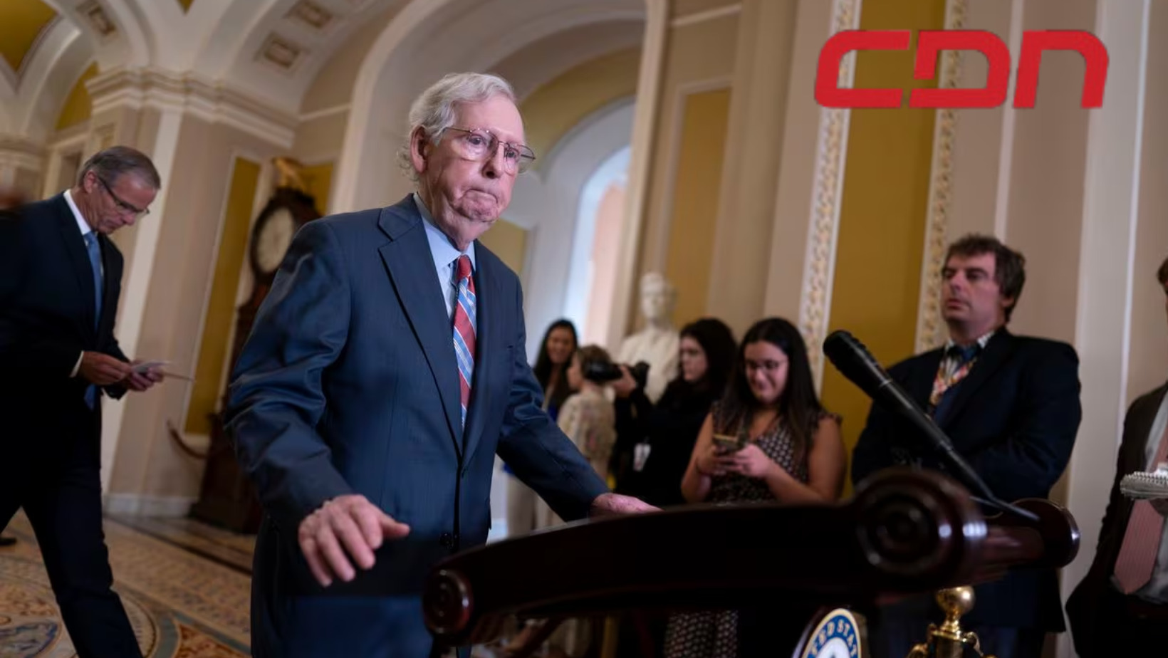 Congresista Mitch McConnell pone fin a su trayectoria récord tras anunciar su retiro en noviembre