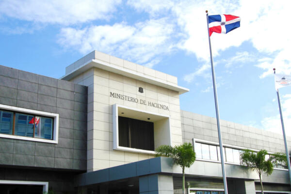 Fachada Ministerio de Hacienda. (Foto: Fuente externa) 