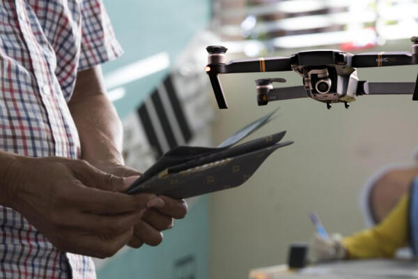IDAC aprueba resolución que prohíbe uso de drones sobre recintos de votación