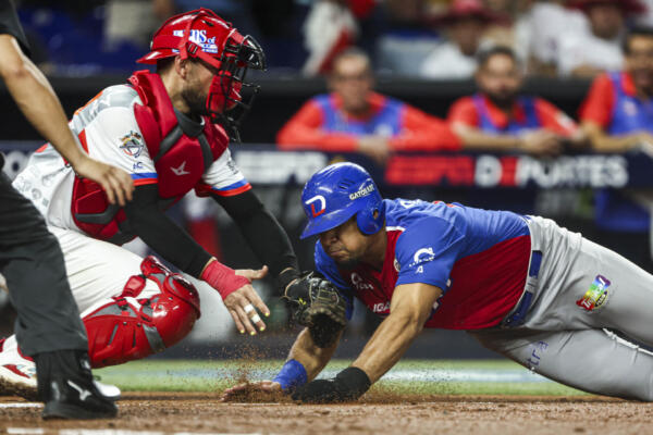 Dominicana v Puerto Rico , juego 7 el 3 feb 2024…
.
(Photo by Luis Gutierrez/Norte Photo)

             NortePhoto.com