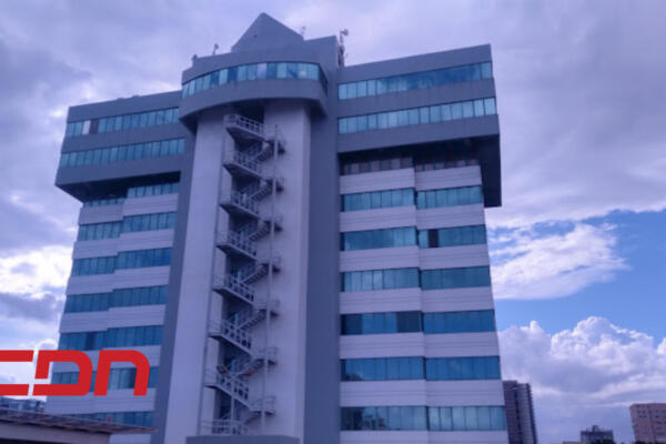 Fachada de la Asociación de Industrias de la República Dominicana (AIRD). Foto: Foto: CDN Digital