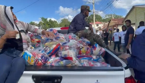 Entregan ración alimenticia en Cevicos. (Foto: CDN)