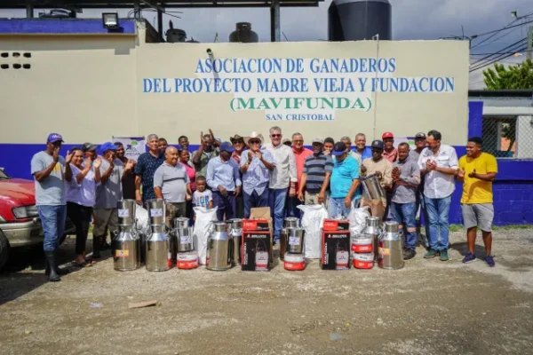 Promegan entrega herramientas a ganaderos.(Foto: Fuente externa).