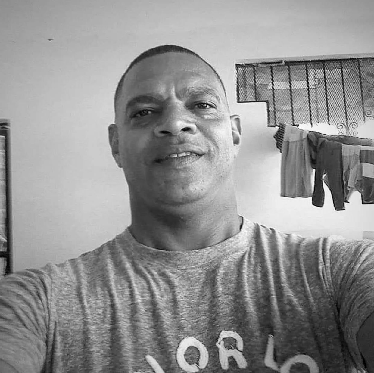 El fallecido hombre fue identificado como Bernardo Adames Gómez, de 56 años de edad. Foto: Fuente Externa