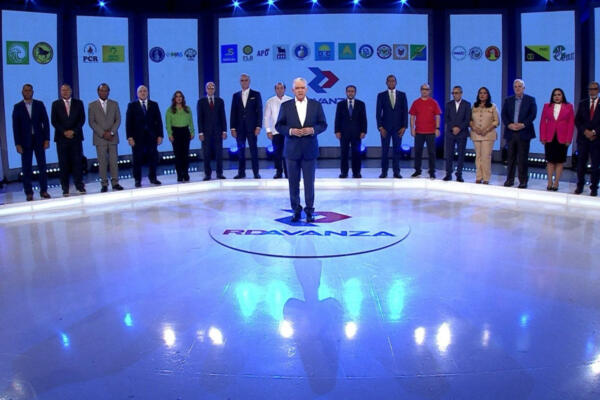 Eduardo Estrella llama a los dominicanos a votar por candidatos alianza 