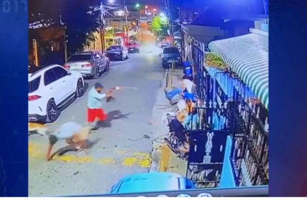 El hecho se registró la calle La Fuente del referido sector. (Foto: CDN) 